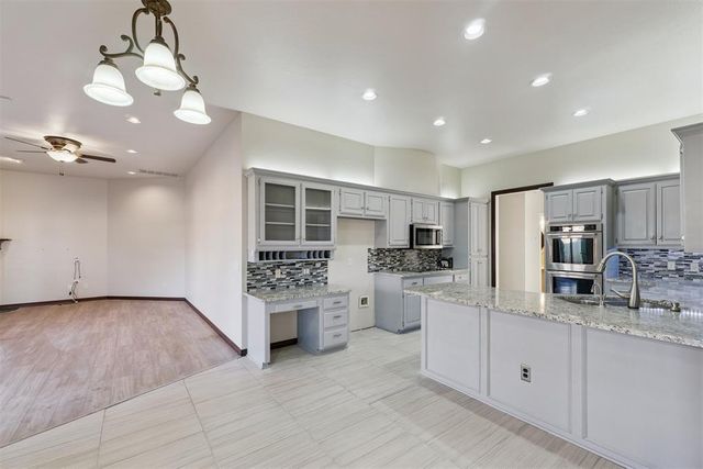 6672 NW 116th Street, Oklahoma City, OK 73162