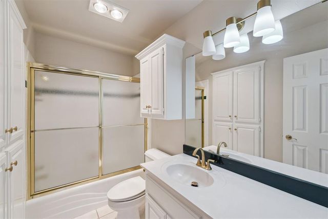 6672 NW 116th Street, Oklahoma City, OK 73162