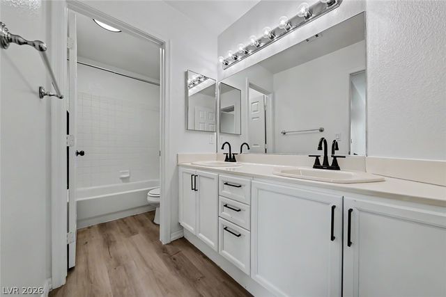 3540 Tuscany Village Drive, Las Vegas, NV 89129