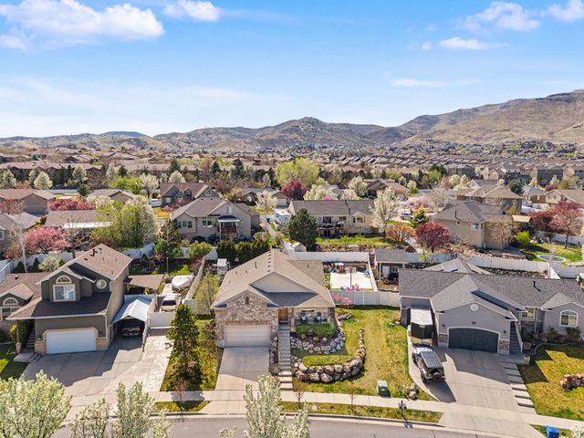 5071 W AMBER ROSE LN, Herriman, UT 84096