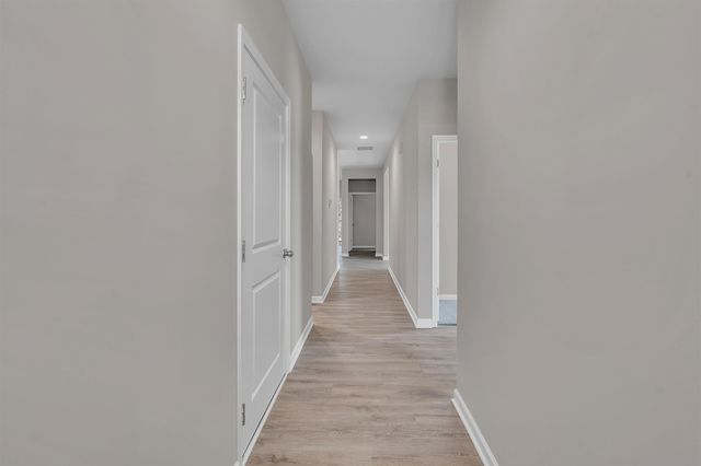 3591 E Hollandale St, Derby, KS 67037