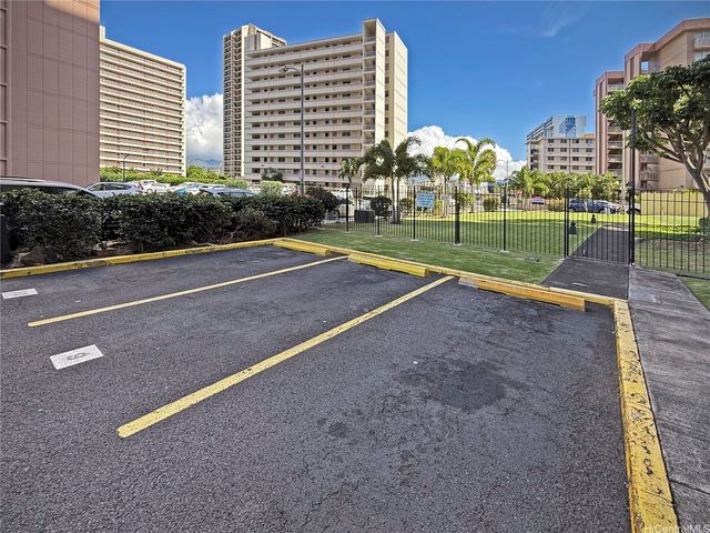 3161 Ala Ilima Street 1906, Honolulu, HI 96818