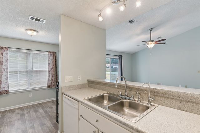 201 Foxwood Drive, Kingsland, GA 31548