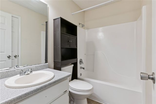 201 Foxwood Drive, Kingsland, GA 31548