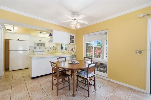 13305 GOLF CREST CIRCLE, Tampa, FL 33618