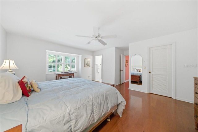 13305 GOLF CREST CIRCLE, Tampa, FL 33618