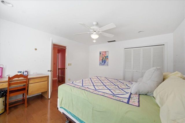 13305 GOLF CREST CIRCLE, Tampa, FL 33618