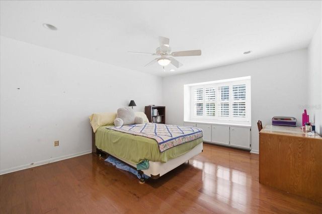 13305 GOLF CREST CIRCLE, Tampa, FL 33618