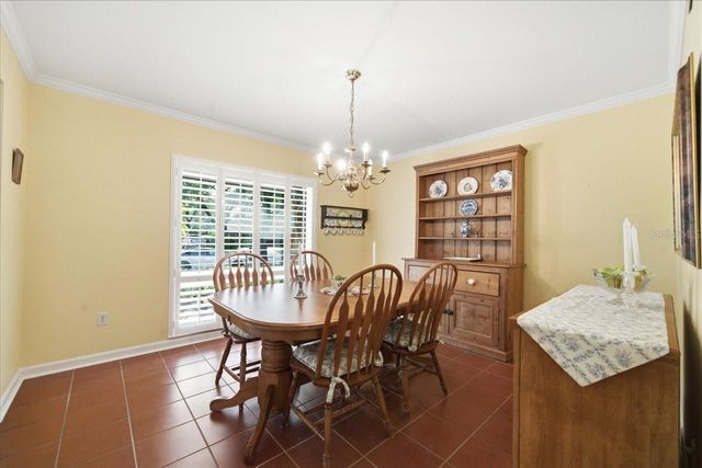 13305 GOLF CREST CIRCLE, Tampa, FL 33618