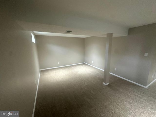 7613 SPRINGFIELD HILLS DR, Springfield, VA 22153