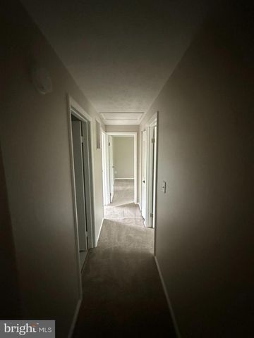 7613 SPRINGFIELD HILLS DR, Springfield, VA 22153