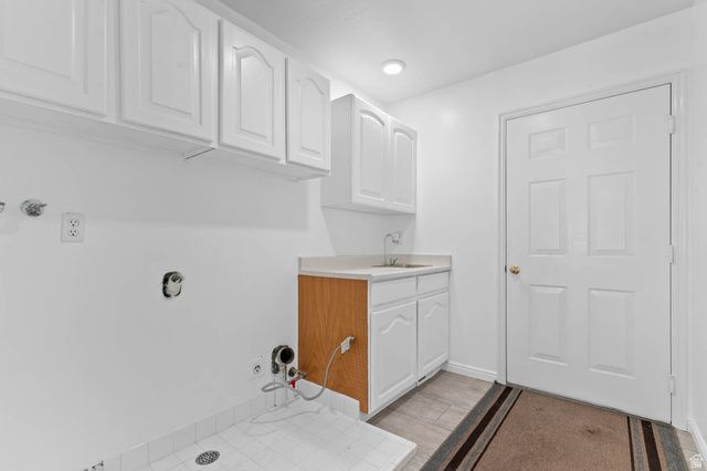 3675 N GUNDERSEN CIR, Erda, UT 84029