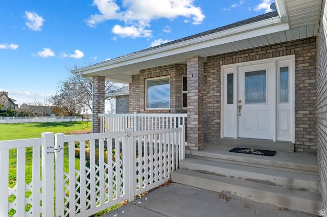 3675 N GUNDERSEN CIR, Erda, UT 84029