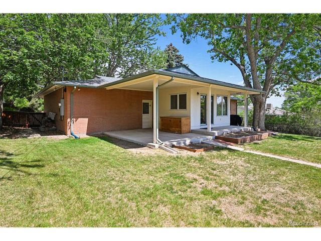 1152 S Vancouver Way, Lakewood, CO 80228