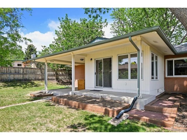 1152 S Vancouver Way, Lakewood, CO 80228