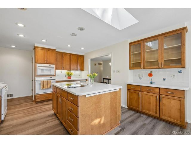1152 S Vancouver Way, Lakewood, CO 80228