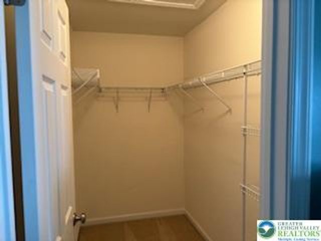 1125 King Way, Upper Macungie Twp, PA 18031