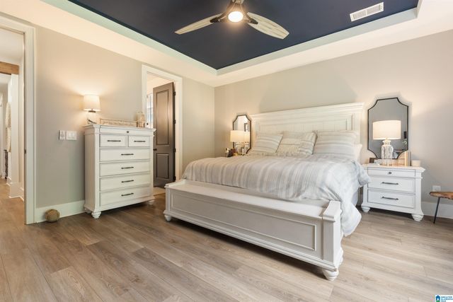 1033 CLIFTON ROAD, Hoover, AL 35244