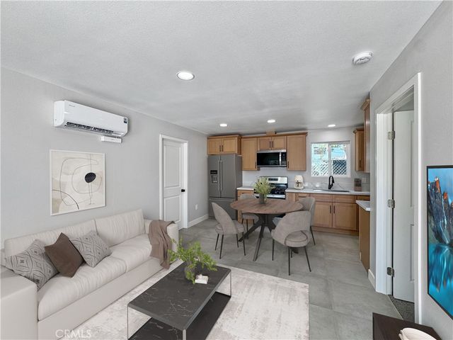 4187 Dwight Avenue, Riverside, CA 92507