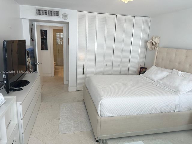150 Ocean Lane Dr 2A, Key Biscayne, FL 33149