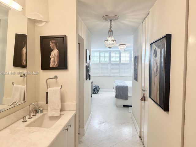 150 Ocean Lane Dr 2A, Key Biscayne, FL 33149