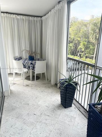 150 Ocean Lane Dr 2A, Key Biscayne, FL 33149