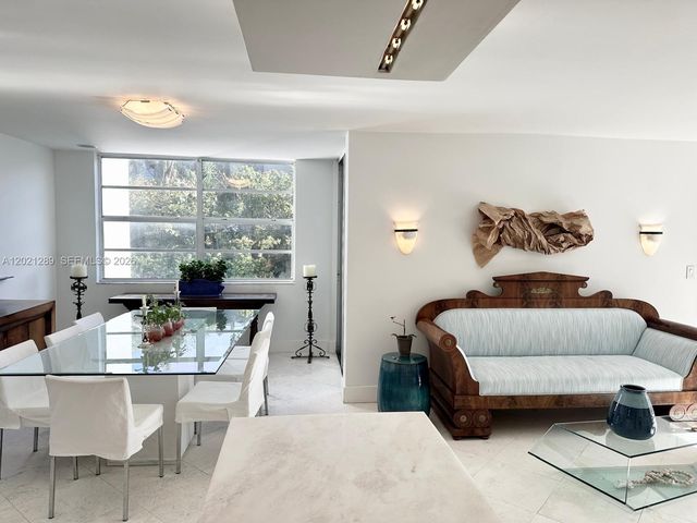 150 Ocean Lane Dr 2A, Key Biscayne, FL 33149