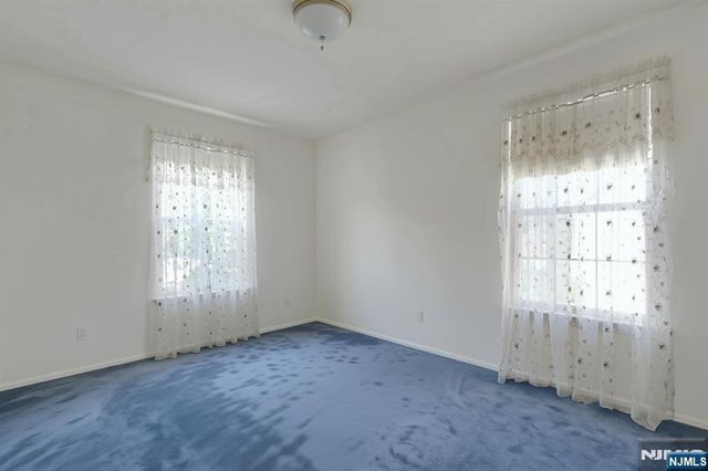 14 Summit Court, Hackensack, NJ 07601