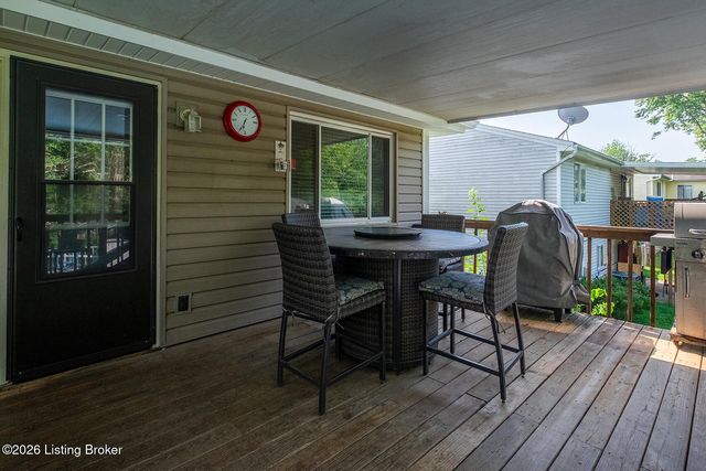 5504 Sprigwood Ln, Louisville, KY 40291