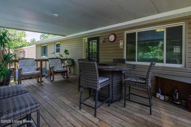 5504 Sprigwood Ln, Louisville, KY 40291