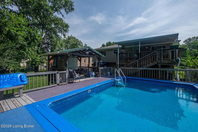 5504 Sprigwood Ln, Louisville, KY 40291