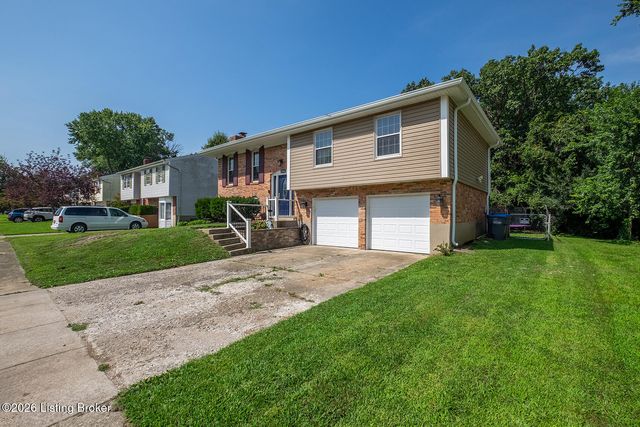 5504 Sprigwood Ln, Louisville, KY 40291