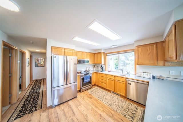 2196 N Bluff Road, Greenbank, WA 98253