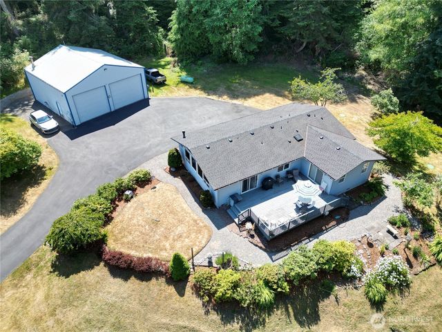 2196 N Bluff Road, Greenbank, WA 98253