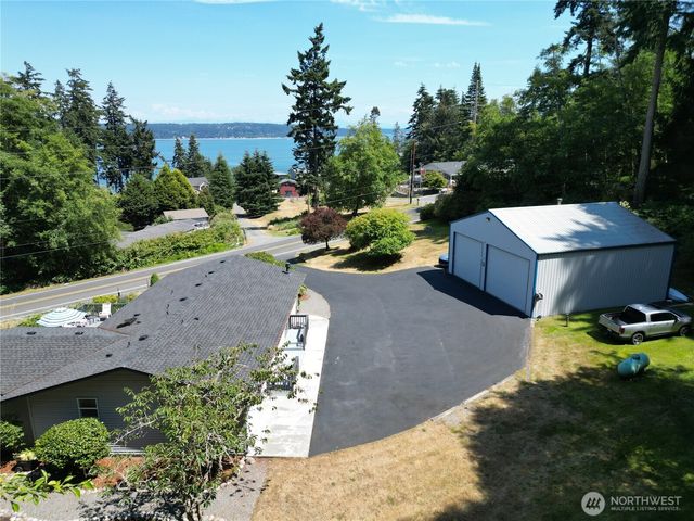 2196 N Bluff Road, Greenbank, WA 98253