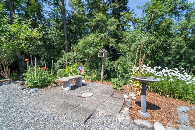 2196 N Bluff Road, Greenbank, WA 98253