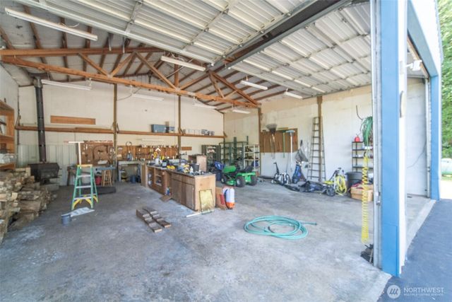 2196 N Bluff Road, Greenbank, WA 98253