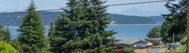 2196 N Bluff Road, Greenbank, WA 98253