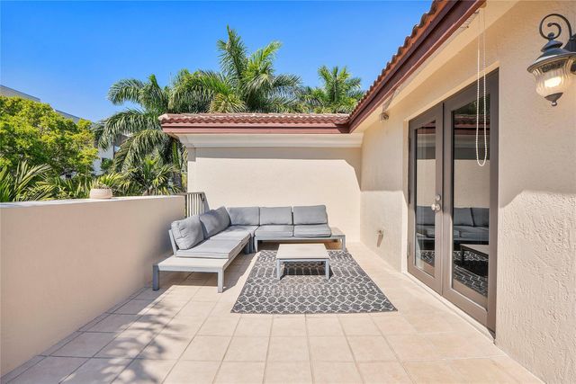 430 NE 7th Avenue 430, Fort Lauderdale, FL 33301