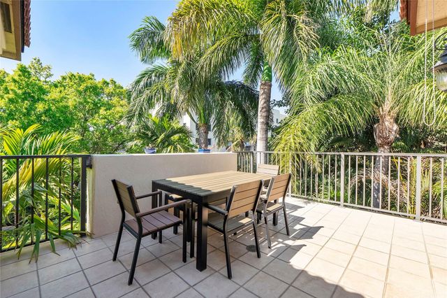 430 NE 7th Avenue 430, Fort Lauderdale, FL 33301