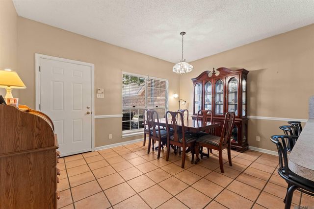 15312 Summerwood Ave, Baton Rouge, LA 70817