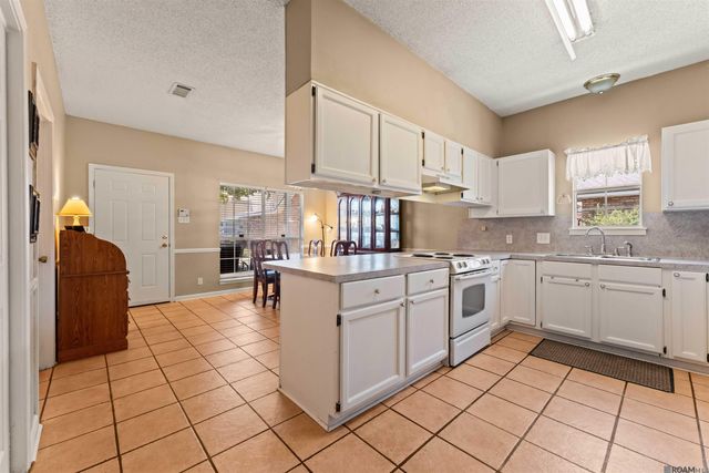 15312 Summerwood Ave, Baton Rouge, LA 70817