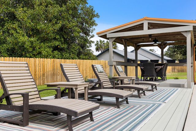 804 Mars Street, Destin, FL 32541