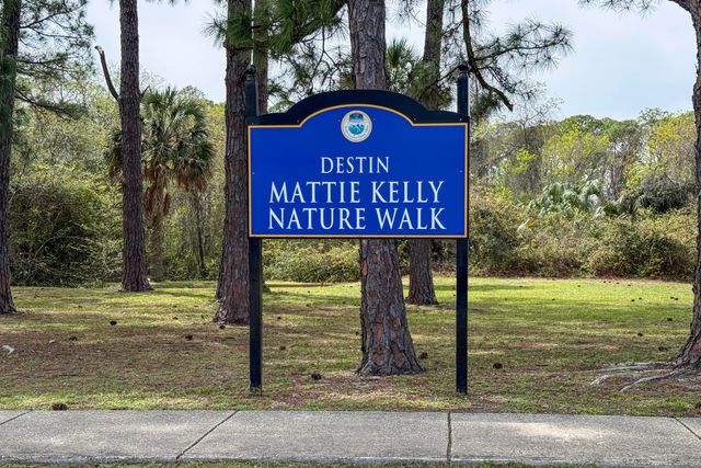 804 Mars Street, Destin, FL 32541