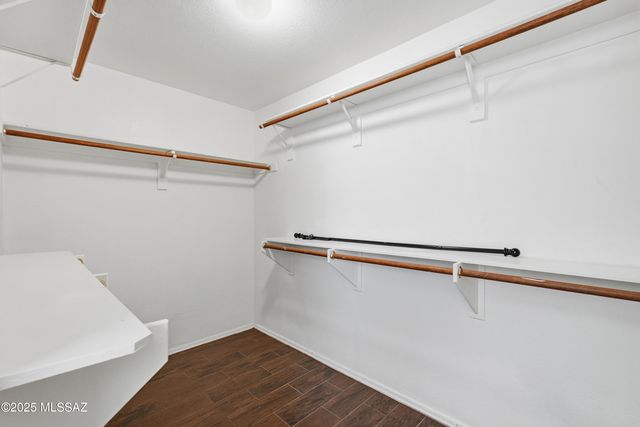 8667 N Golden Moon Way, Tucson, AZ 85743