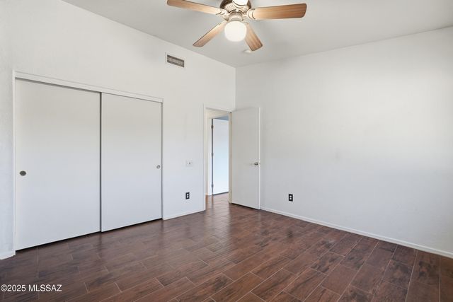 8667 N Golden Moon Way, Tucson, AZ 85743