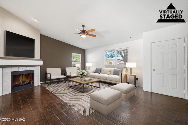 8667 N Golden Moon Way, Tucson, AZ 85743