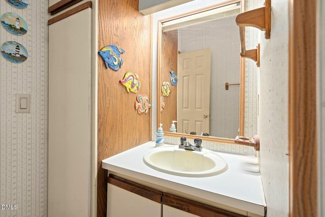 11972 Straight Gate Road, Whitakers, NC 27891