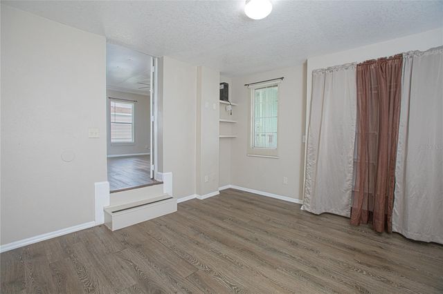 2009 PINE STREET, St Cloud, FL 34769