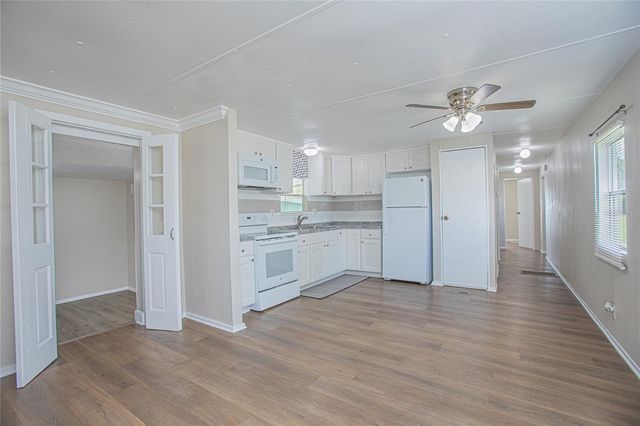 2009 PINE STREET, St Cloud, FL 34769